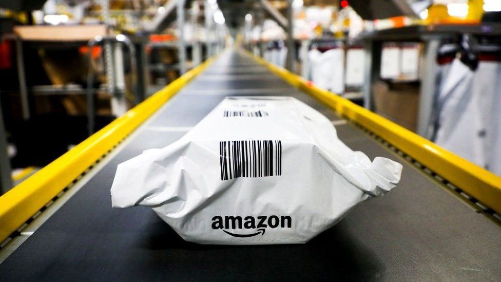Amazon Boss Resigns